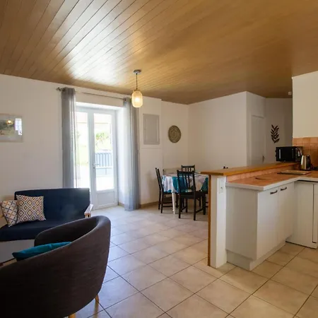Дом отдыха Maison Charmante Avec Cour, Wifi, Proche De Sarlat, Ideale Famille, Equipements Bebe Inclus - Fr-1-616-193 *